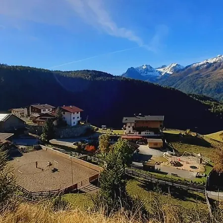 Bio & Reiterhof Der Veitenhof - Pferde, Berge, Wellness & Freiheit Im Oetztal * نيديرثاي
