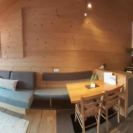Bio & Reiterhof Der Veitenhof Апартаменты *