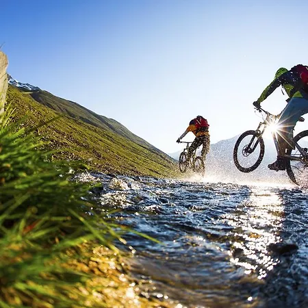 Bio & Reiterhof Der Veitenhof - Pferde, Berge, Wellness & Freiheit Im Oetztal Niederthai