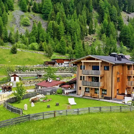 Bio&reiterhof Der Veitenhof - Mit Sauna Und Weitblick Im ötztal * Niederthai