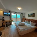 Bio & Reiterhof Der Veitenhof - Pferde, Berge, Wellness & Freiheit Im Oetztal *